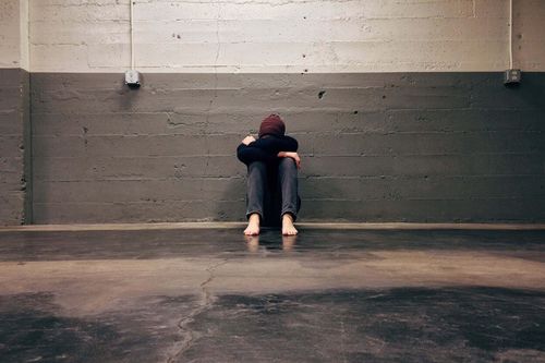 Depresyon Nedir, Çeşitleri ve Semptomları Nelerdir?